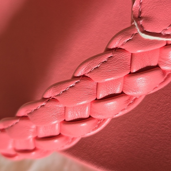 VIONIC Kenji Platform Sandles - Picture 7 of 11